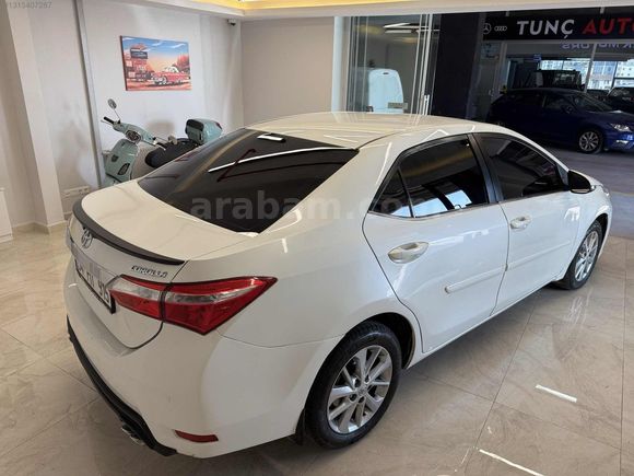 ERTEK'DEN 2015 COROLLA OTOMATİK BAKIMLI 0 MUAYNE AİLE ARACI