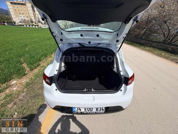 2016 ÇIKIŞLI DIZEL OTOMATİK ÇOK TEMİZ CLIO