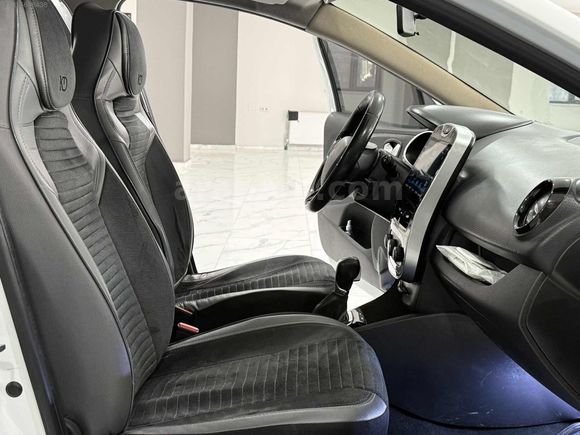 ÖZ ZİRVE MOTORS'DAN SATILIK 2016MODEL CLİO 1.5DCI TOUCH EDC