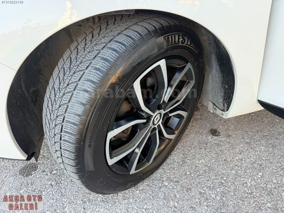 AKÇA OTOMOTİVDEN 2019 MODEL 1.5 DCİ TUCH OTOMATİK ORJİNAL CLİO