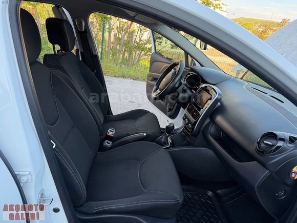 AKÇA OTOMOTİVDEN 2019 MODEL 1.5 DCİ TUCH OTOMATİK ORJİNAL CLİO