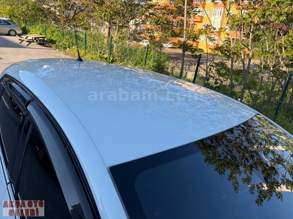 AKÇA OTOMOTİVDEN 2019 MODEL 1.5 DCİ TUCH OTOMATİK ORJİNAL CLİO