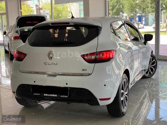 BOYASIZ 2018 CLİO 1.5 DCİ TOUCH EDC 90 BG NAVİGASYONLU 124 binde