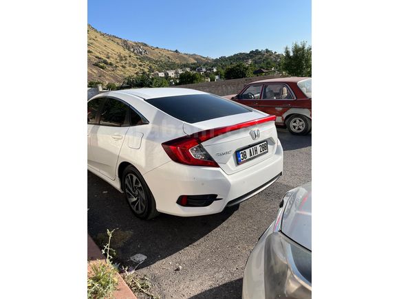 Sahibinden Honda Civic 1.6i VTEC Elegance 2016 Model