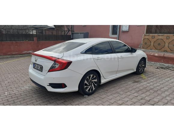 Sahibinden Honda Civic 1.6i VTEC Elegance 2016 Model