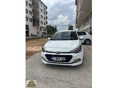 **MSM GARAJ'DAN SATILIK HATASIZ AYARINDA HUNDAİ İ20*