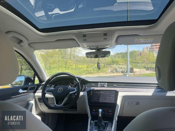 YENİ LOGO CAM TAVANLI ELEGANCE PASSAT