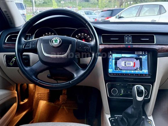 ROYAL AUTO'dan 2012 SUPERB ELEGANCE 1.6 TDI HATASIZ KUSURSUZ