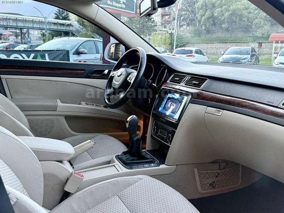 ROYAL AUTO'dan 2012 SUPERB ELEGANCE 1.6 TDI HATASIZ KUSURSUZ