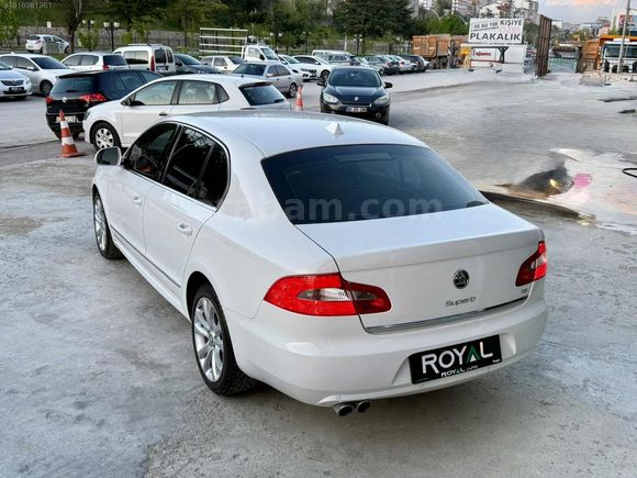 ROYAL AUTO'dan 2012 SUPERB ELEGANCE 1.6 TDI HATASIZ KUSURSUZ