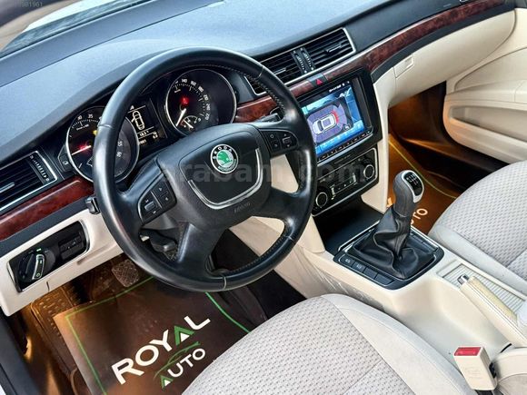 ROYAL AUTO'dan 2012 SUPERB ELEGANCE 1.6 TDI HATASIZ KUSURSUZ