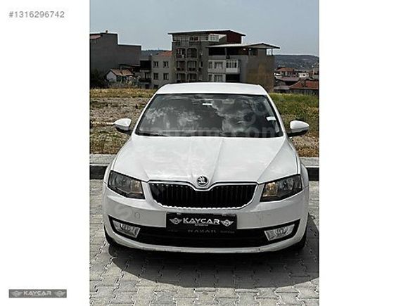 KAYCAR'dan_2016_178.000KM_1,6 TDİ_OCTAVİA_OPTİMAL_DEĞİŞENSİZ