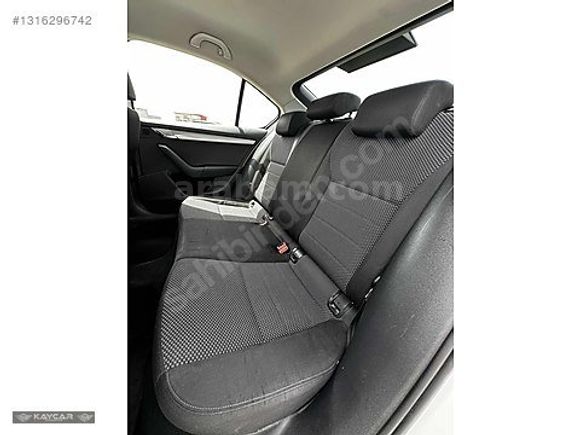 KAYCAR'dan_2016_178.000KM_1,6 TDİ_OCTAVİA_OPTİMAL_DEĞİŞENSİZ