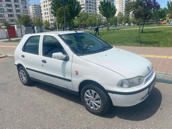 Acil satılık düşük orijinal km
Fiat Palio 1.2 EL 2001 Model 