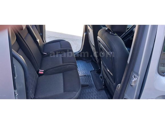 Sahibinden Renault Kangoo Multix 1.5 dCi Touch 2015 Model