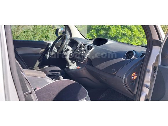Sahibinden Renault Kangoo Multix 1.5 dCi Touch 2015 Model