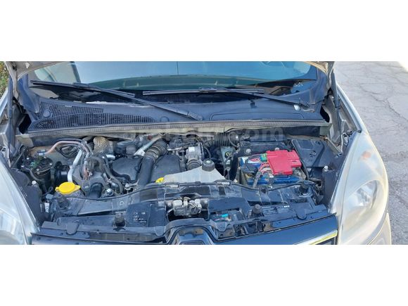 Sahibinden Renault Kangoo Multix 1.5 dCi Touch 2015 Model