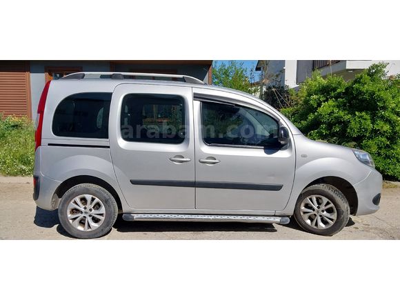 Sahibinden Renault Kangoo Multix 1.5 dCi Touch 2015 Model