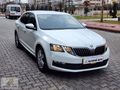 AKADEMİ AUTO DAN OTOMATİK 2019 cıkışlı OCTAVİA OPTİMAL PAKET