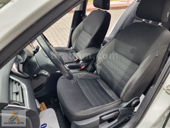 AKADEMİ AUTO DAN OTOMATİK 2019 cıkışlı OCTAVİA OPTİMAL PAKET