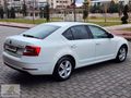 AKADEMİ AUTO DAN OTOMATİK 2019 cıkışlı OCTAVİA OPTİMAL PAKET