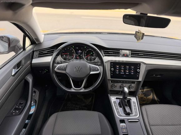 2022 MODEL 142.000 KM 1.5 TSİ PASSAT HATASIZ KAYITSIZ