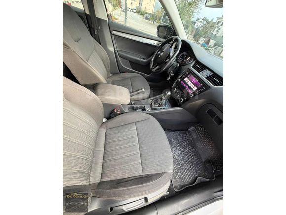 OCTAVİA STYLE otomatik