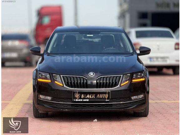 2018 MODEL SKODA OKTAVİA STYLE PAKET ÇOK BAKIMLI HATASIZ AYRINDA