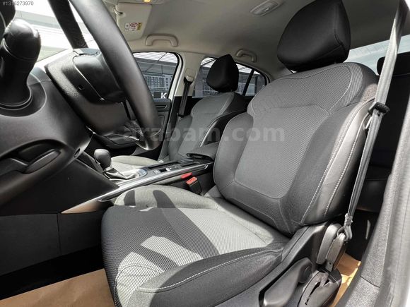 RENAULT MEGANE 1.3TCE 2023 TOUCH HATASIZ İLK EL YET.SER.BAK.