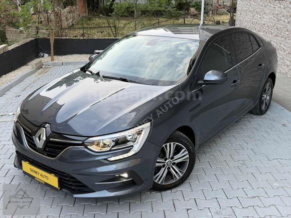 GÜNEY AUTO'DAN 2023 MODEL 93.000 KM'DE MEGANE TOUCH-TAKAS OLUR
