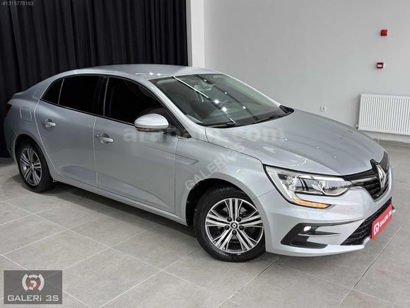 GALERİ 3S'DEN 2024 RENAULT MEGANE 1.3 TCE TOUCH 20'BİNDE HATASIZ
