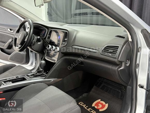 GALERİ 3S'DEN 2024 RENAULT MEGANE 1.3 TCE TOUCH 20'BİNDE HATASIZ