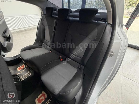 GALERİ 3S'DEN 2024 RENAULT MEGANE 1.3 TCE TOUCH 20'BİNDE HATASIZ