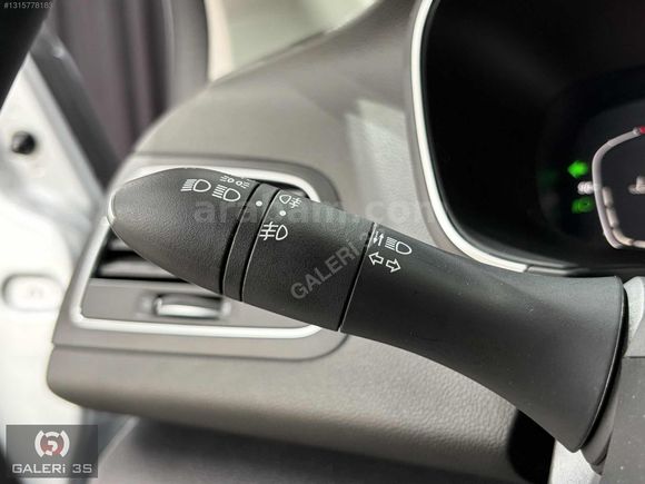 GALERİ 3S'DEN 2024 RENAULT MEGANE 1.3 TCE TOUCH 20'BİNDE HATASIZ