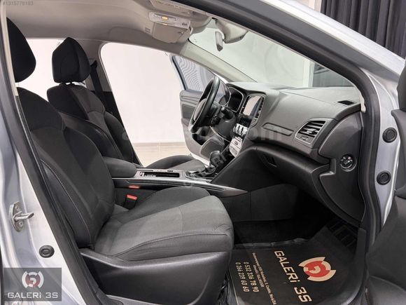 GALERİ 3S'DEN 2024 RENAULT MEGANE 1.3 TCE TOUCH 20'BİNDE HATASIZ