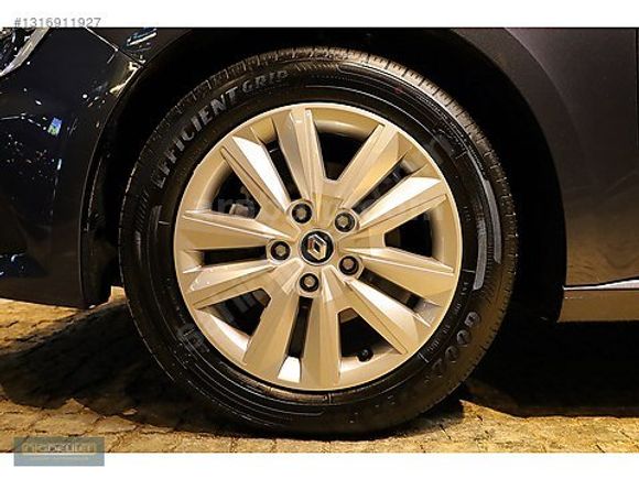NİĞDELİLER 2025 Renault Megane 1.3 TCe Touch EDC / 7679