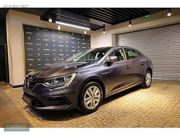 NİĞDELİLER 2025 Renault Megane 1.3 TCe Touch EDC / 7679