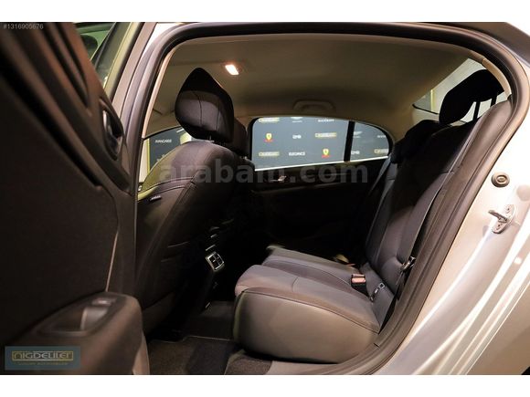NİĞDELİLER 2025 Renault Megane 1.3 TCe Touch EDC / 7606