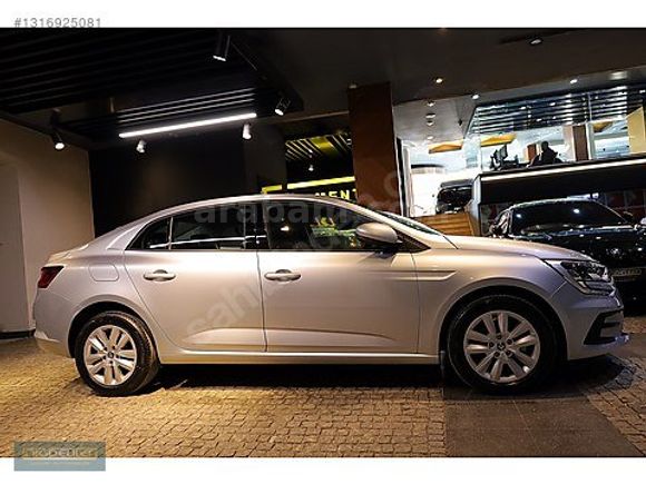 NİĞDELİLER 2025 Renault Megane 1.3 TCe Touch EDC / 7681