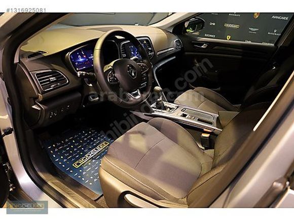 NİĞDELİLER 2025 Renault Megane 1.3 TCe Touch EDC / 7681