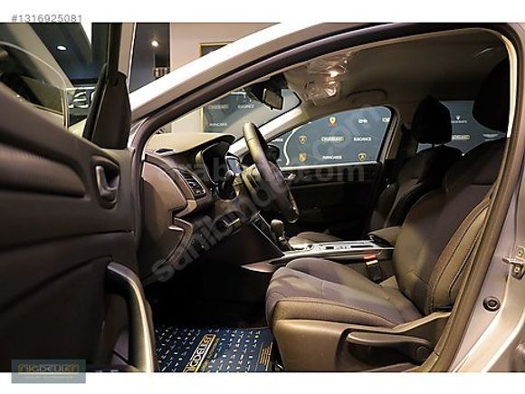 NİĞDELİLER 2025 Renault Megane 1.3 TCe Touch EDC / 7681