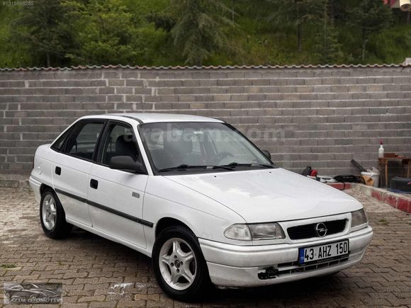**96 OPEL ASTRA SEDAN 1.6 16 V GL KREDİ KARTI GEÇERLİ MASRAFSIZ