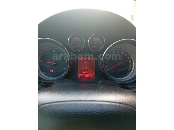 Sahibinden Opel Insignia 2.0 CDTI Edition 2011 Model