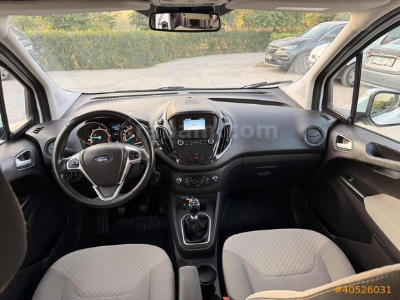 ORJİNAL BİNEK OTOMOBİL RUHSATLI SERVİS BAKIMLI %20 FATURALI
