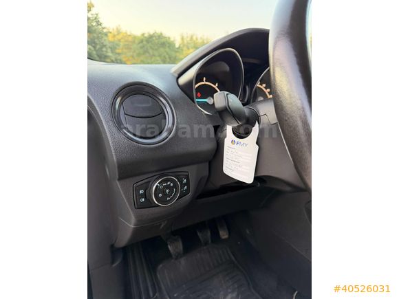 ORJİNAL BİNEK OTOMOBİL RUHSATLI SERVİS BAKIMLI %20 FATURALI