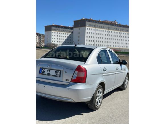 Sahibinden Hyundai Accent Era 1.5 CRDi-VGT Select 2006 Model