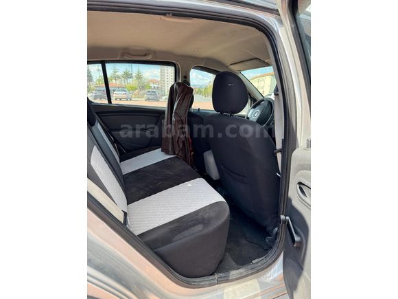 Sahibinden Dacia Sandero 1.5 dCi Stepway 2012 Model