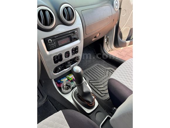 Sahibinden Dacia Sandero 1.5 dCi Stepway 2012 Model