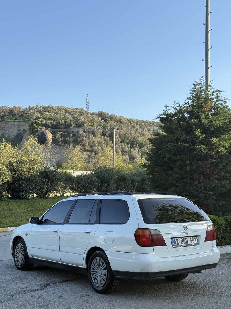 Galeriden Nissan Primera 1.6 Comfort 2000 Model Bursa 300.000 km Beyaz 5
