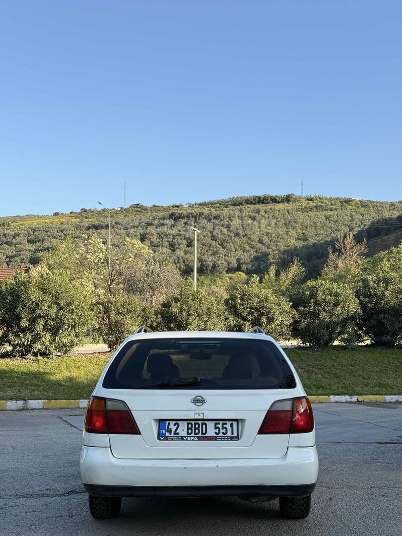 Galeriden Nissan Primera 1.6 Comfort 2000 Model Bursa 300.000 km Beyaz 6